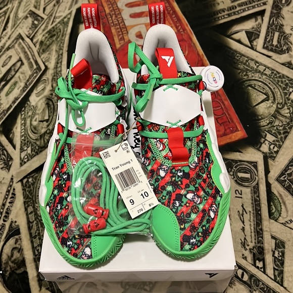 Trea Young 1 - Picture 2 of 9